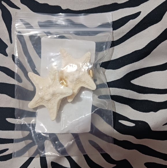 NEW Bundle of Women Fashion jewerly Starfish hairclip & Pearls hoop earrings - Picture 6 of 8